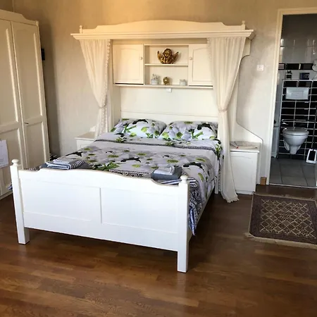 Le Voyageur 住宿加早餐酒店 Saint-Bonnet-Tronçais